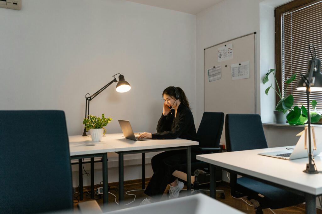 How to Build a Powerful Digital Customer Service Strategy for Business Growth