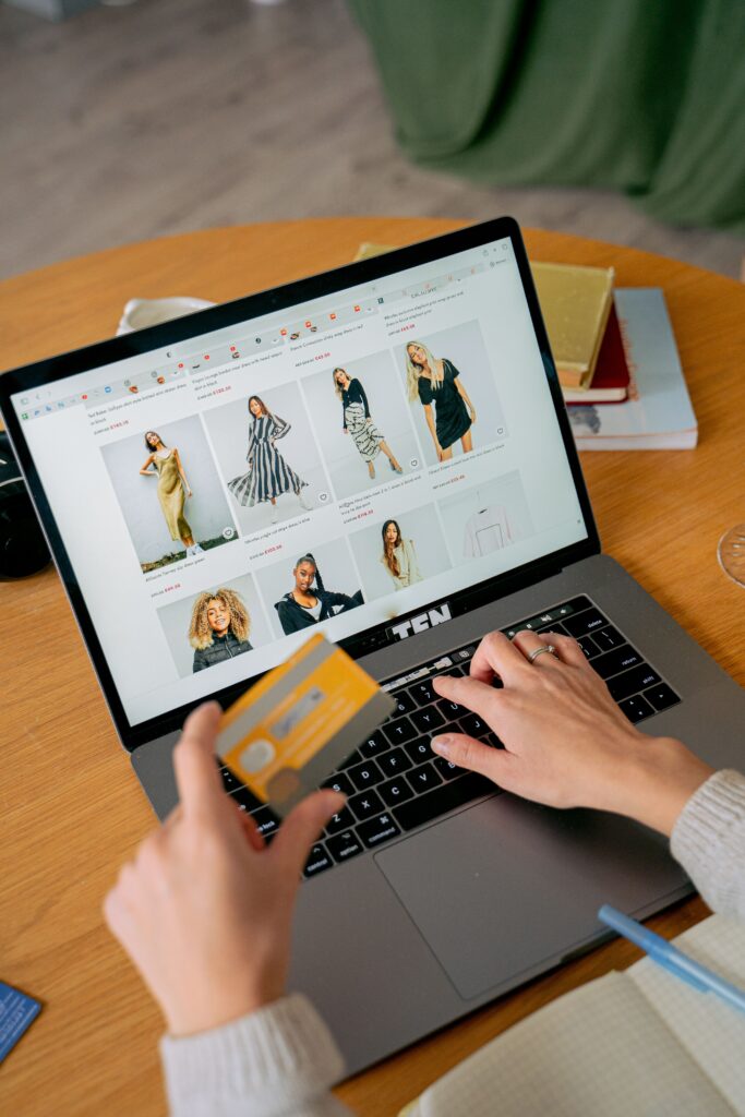 Digital Transformation in E-Commerce: How Legacy Brands Are Leveraging AI to Survive