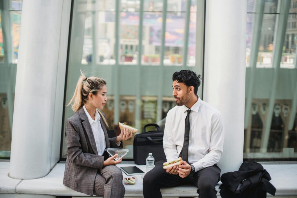 The Comprehensive Guide to Modern Business: How to Launch, Manage, and Scale to Global Success