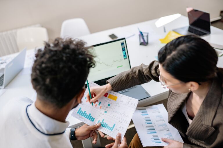 Collaborative Analytics: How Teamwork and Visual Data Drive Modern Business Growth