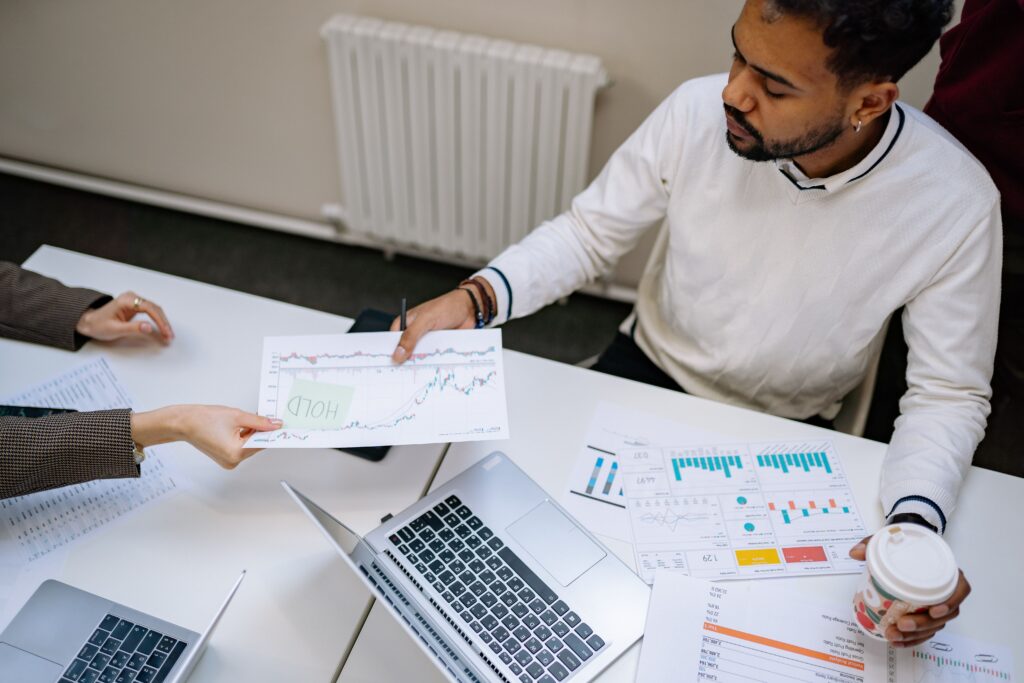 Low-Cost, High-Profit Business Ideas to Scale in 2026