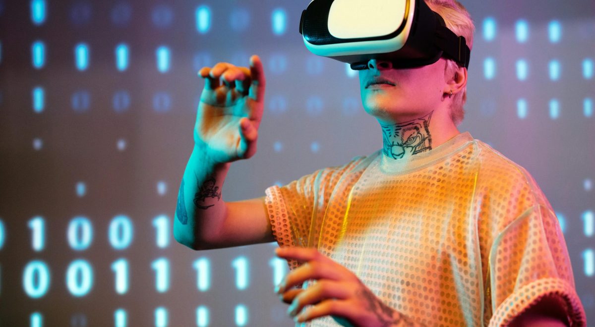 Artificial Intelligence and VR: The Future of Modern Business Transformation