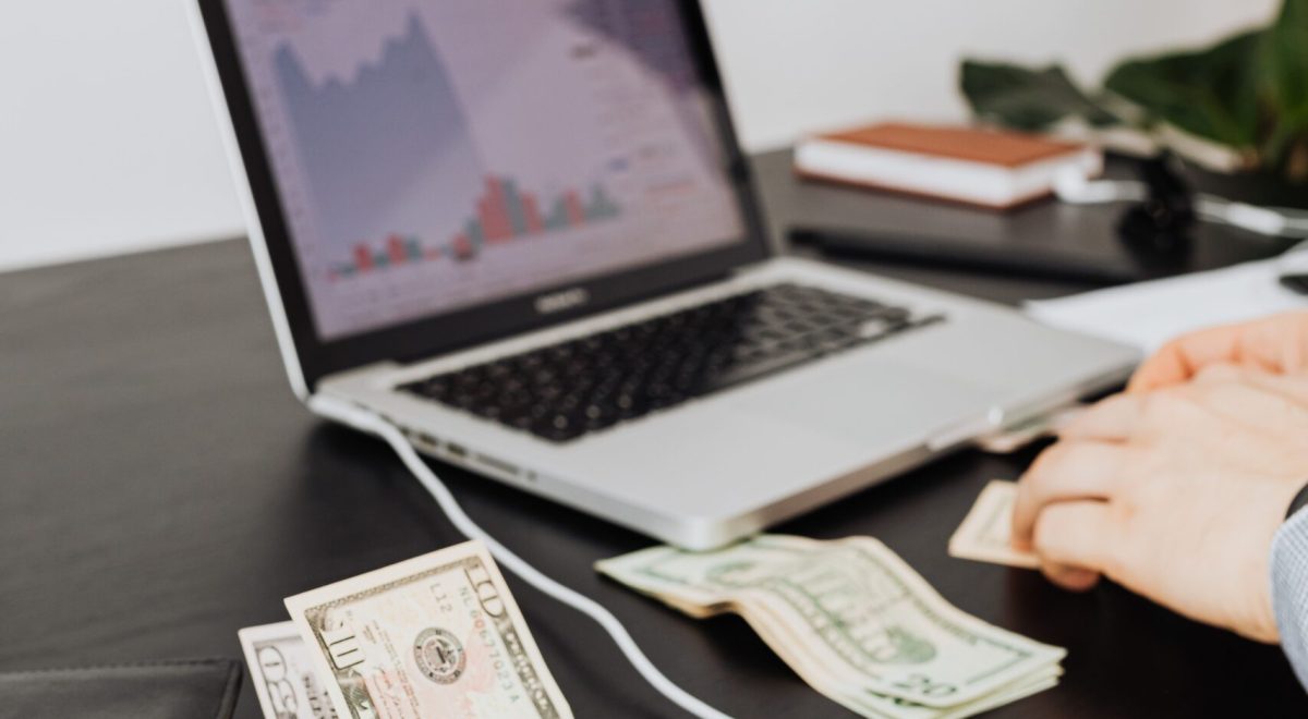 Turning Knowledge into Assets: The Ultimate Guide to Digital Products and Passive Income