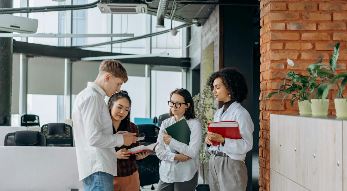 The Ultimate Guide to Team Collaboration, Modern Workplace Architecture, and Strategic Corporate Growth