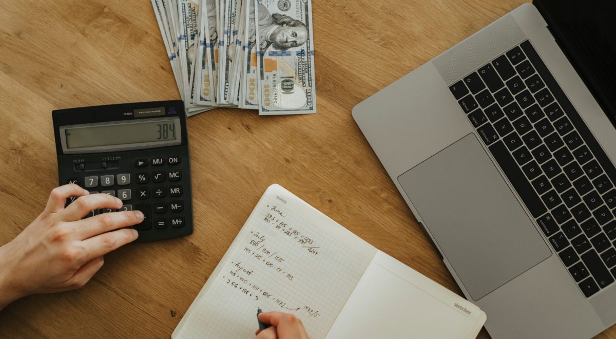 How to Manage Small Business Cash Flow and Prevent Financial Loss