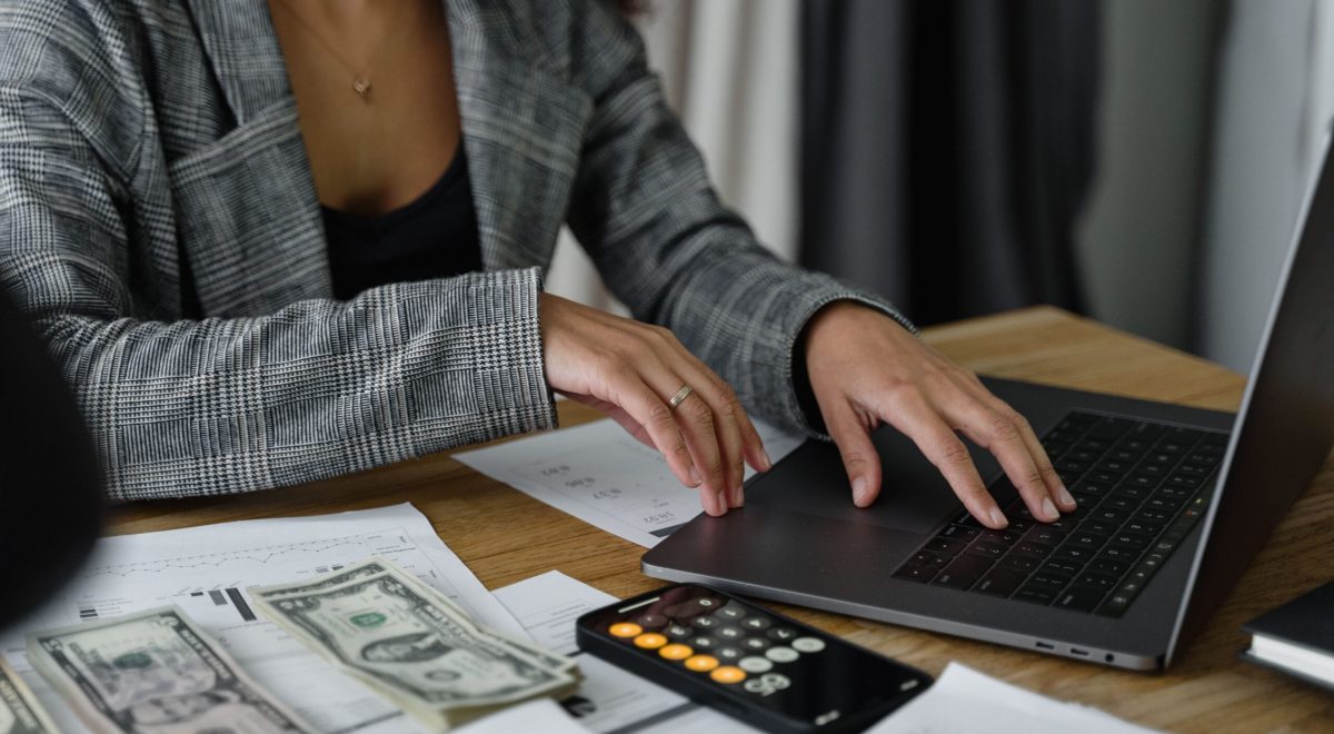 Monetizing the Digital Frontier: A Comprehensive Guide to Building Online Income Streams