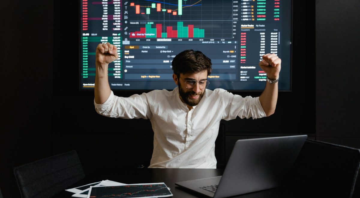 Mastering Digital Enterprise: The Anatomy of Online Business Success
