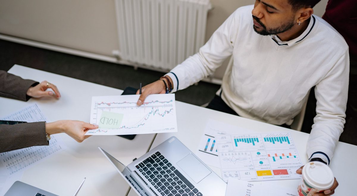 Low-Cost, High-Profit Business Ideas to Scale in 2026
